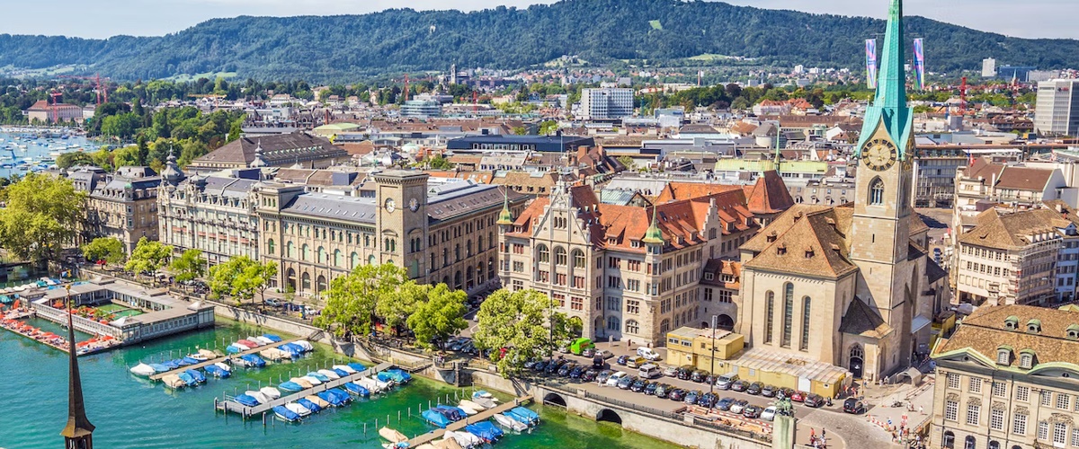 https://www.doratravel.ro/wp-content/uploads/2023/11/autocar-bucuresti-zurich-1.jpg
