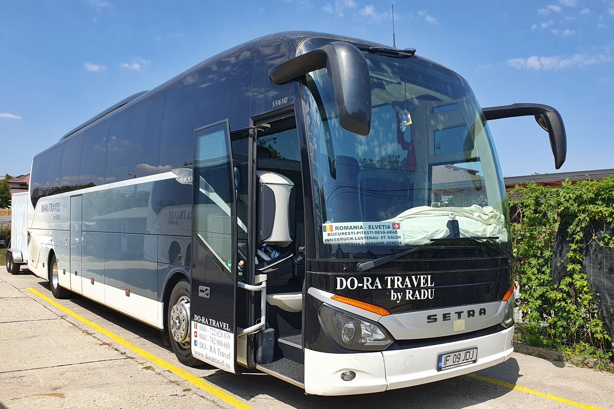 https://www.doratravel.ro/wp-content/uploads/2023/11/inchirieri-autocare-setra-s515.jpg