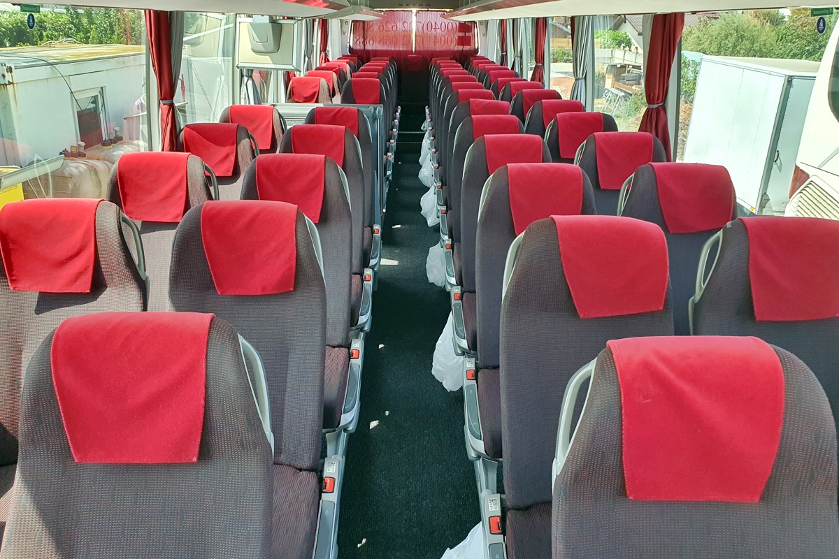 https://www.doratravel.ro/wp-content/uploads/2023/11/inchirieri-autocare-setra-s517-2.jpg